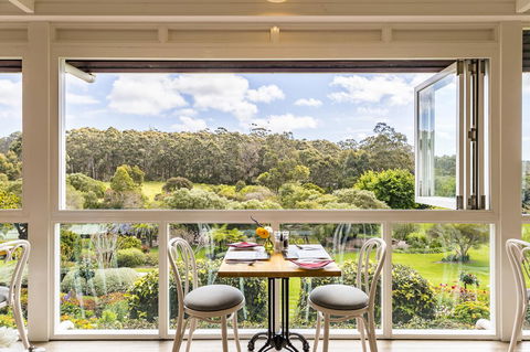 Grand Mercure Basildene Manor - e-Seniors 10