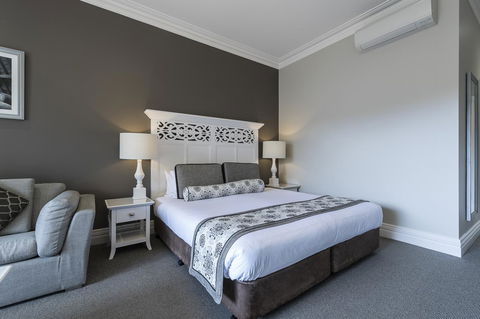 Grand Mercure Basildene Manor - e-Seniors 17