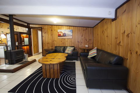 Rustic Retreat Esperance - e-Seniors 7