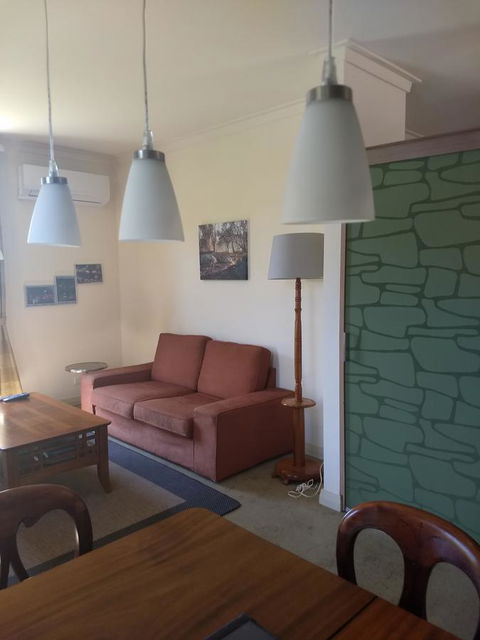 Hotham Ridge Winery And Cottages - e-Seniors 11