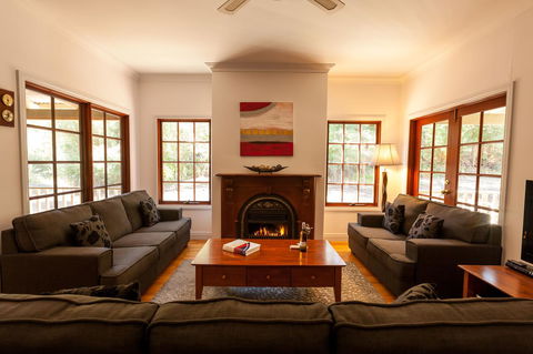 Riverglen Chalets - e-Seniors 3
