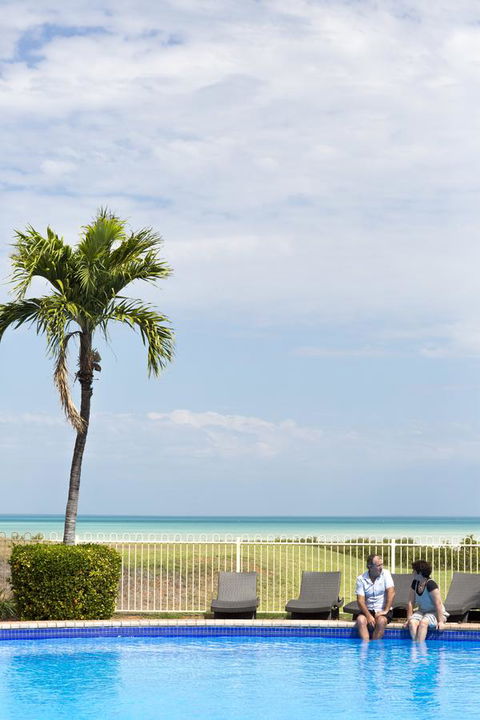 Moonlight Bay Suites - e-Seniors 4