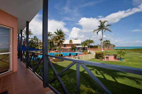 Moonlight Bay Suites - e-Seniors 10
