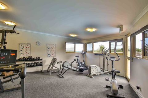Moonlight Bay Suites - e-Seniors 16