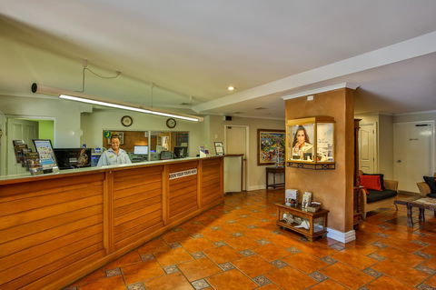 Moonlight Bay Suites - e-Seniors 20