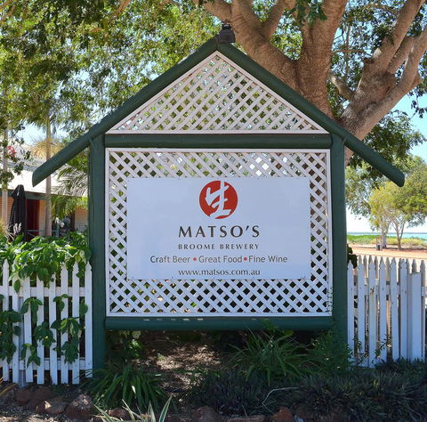 Moonlight Bay Suites - e-Seniors 18