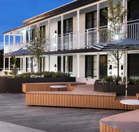 Tradewinds Hotel - e-Seniors