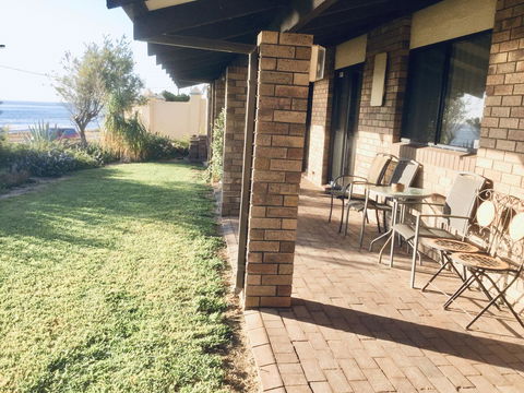 Geraldton Holliday Villas - e-Seniors 30