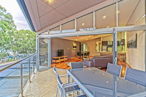 Central Avenue Apartments - e-Seniors 18