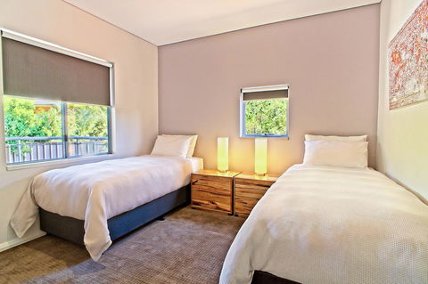 Central Avenue Apartments - e-Seniors 12
