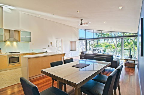 Central Avenue Apartments - e-Seniors 15