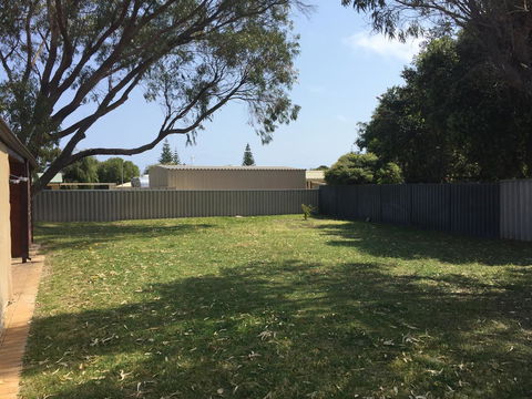 The Bothy Lancelin Family Retreat - e-Seniors 2