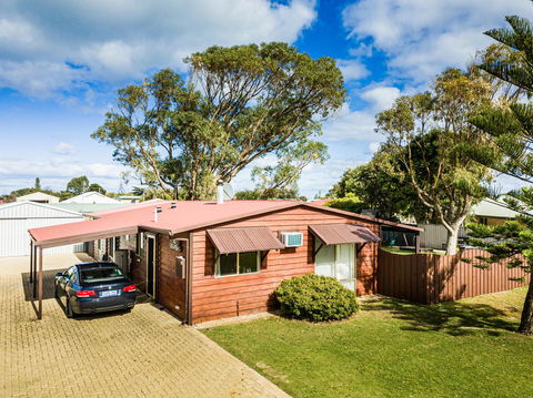 The Bothy Lancelin Family Retreat - e-Seniors 3