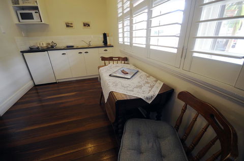 My Place Colonial Accommodation - e-Seniors 13