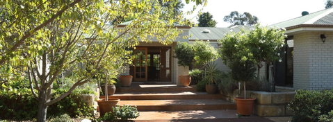Nivalis Bed And Breakfast - e-Seniors 4