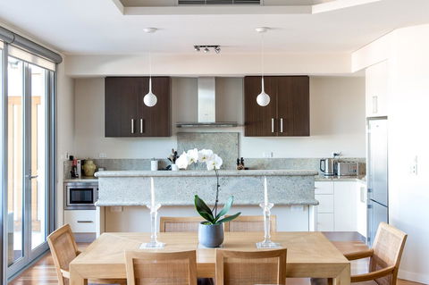 Constellation Apartments - e-Seniors 21