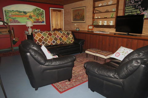Bentwood Olive Grove Accommodation - e-Seniors 4