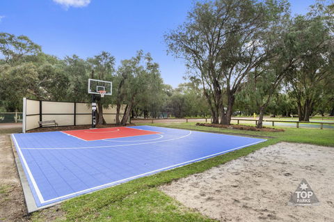 Gracetown Caravan Park - e-Seniors 3