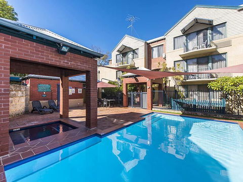 Subiaco Village 28 - e-Seniors 19