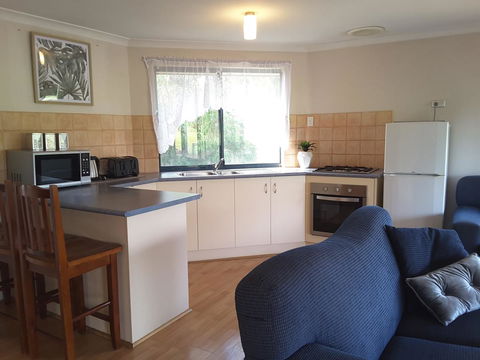 Cosy Corner Chalets - e-Seniors 5