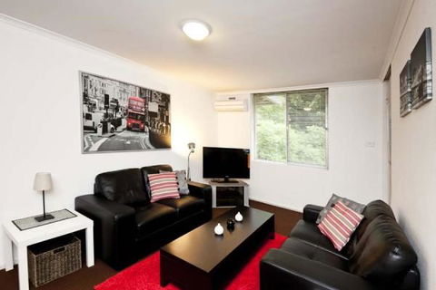 Cunningham Terrace 8 - e-Seniors 6