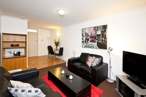 Cunningham Terrace 8 - e-Seniors 8