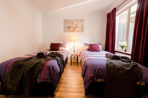 Maison Magnolia - Spacious Cozy Town House - e-Seniors 9