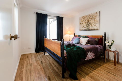 Maison Magnolia - Spacious Cozy Town House - e-Seniors 6