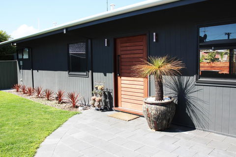 Bayside Luxury Escape Busselton - e-Seniors 19