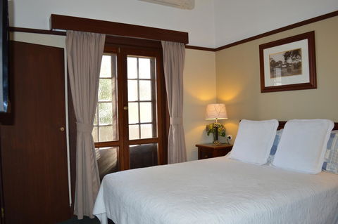 Margaret River Hotel - e-Seniors 34