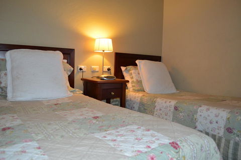Margaret River Hotel - e-Seniors 24
