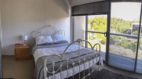 Margaret River Town House - e-Seniors 9