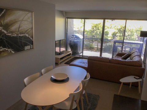 Margaret River Town House - e-Seniors 10