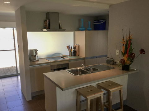 Margaret River Town House - e-Seniors 5