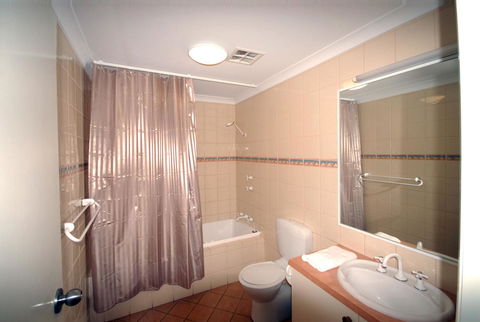 Esplanade Hotel Busselton - e-Seniors 44
