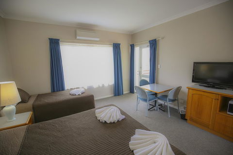 Esplanade Hotel Busselton - e-Seniors 43