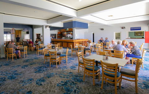 Esplanade Hotel Busselton - e-Seniors 5