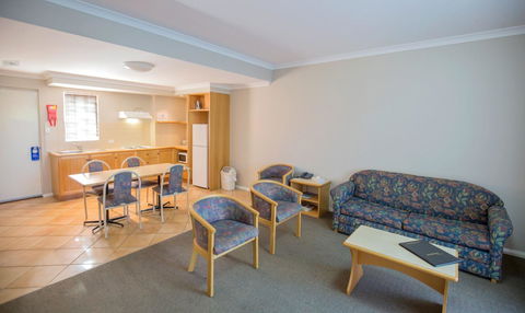 Esplanade Hotel Busselton - e-Seniors 6