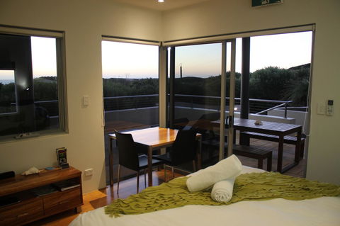 Aquatic Visions Luxury Apartments - e-Seniors 24