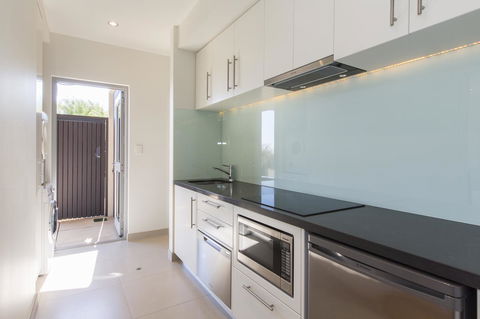 Aquatic Visions Luxury Apartments - e-Seniors 20