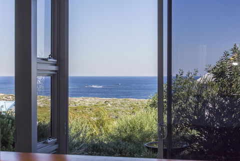 Aquatic Visions Luxury Apartments - e-Seniors 14
