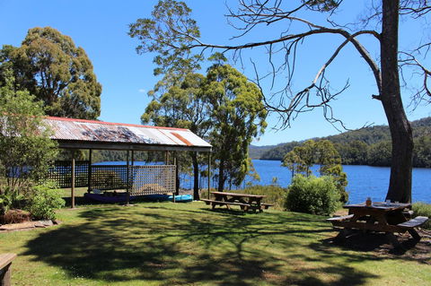Tullah Lakeside Lodge - e-Seniors 6