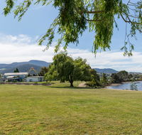 Riverfront Motel  Villas - e-Seniors