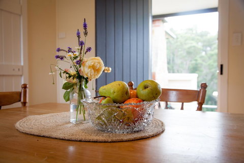 The Pear Cottage - e-Seniors 16