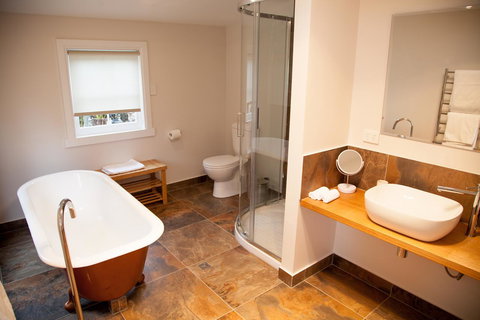 The Pear Cottage - e-Seniors 5