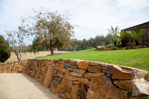 The Pear Cottage - e-Seniors 18