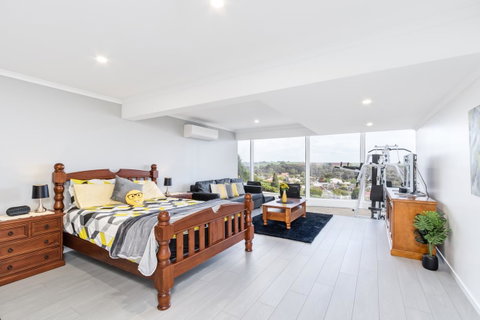 Views Forever - Devonport - e-Seniors 2
