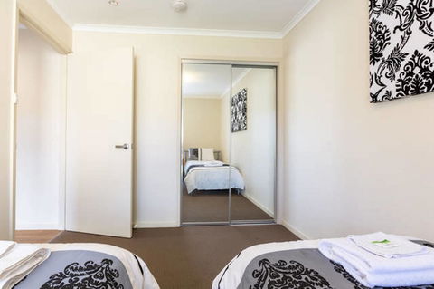 Mirramar House - e-Seniors 20