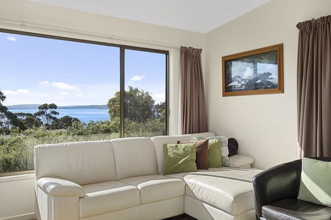 Mirramar House - e-Seniors 1