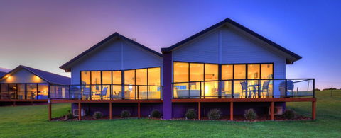 Horizon Deluxe Apartments - e-Seniors 0
